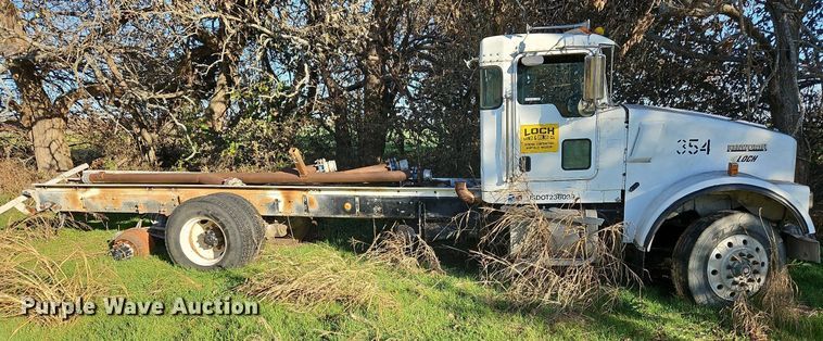 image for item NZ9054 (2) Kenworth trucks