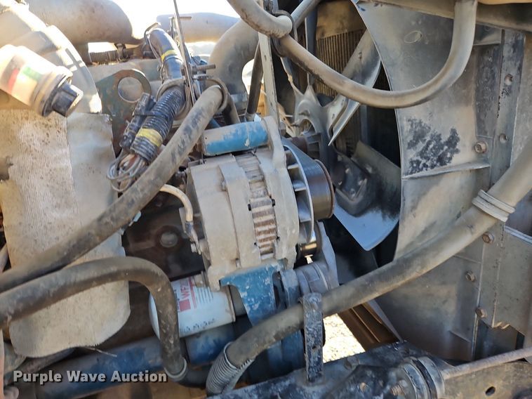 image for item NZ9055 1999 International 4700  fuel truck
