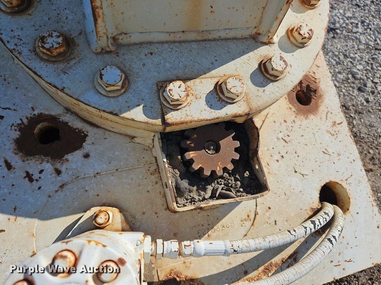 image for item NZ9058 IMT 315  crane