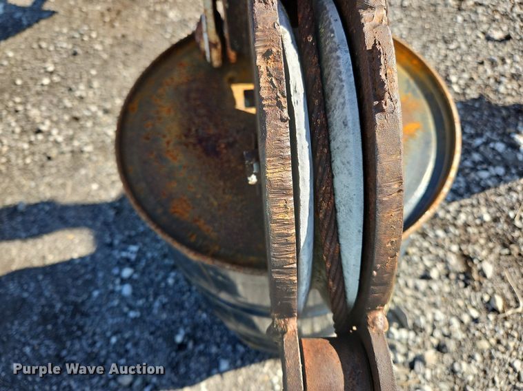 image for item NZ9058 IMT 315  crane