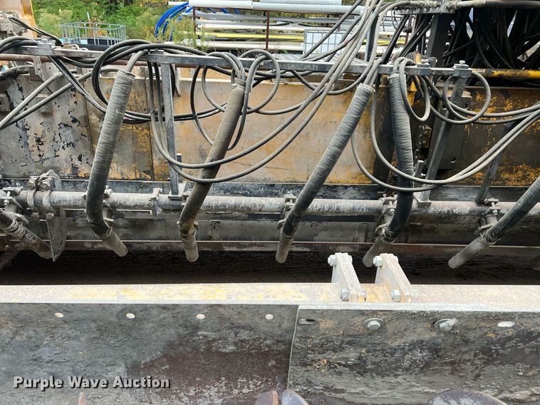 image for item OA9052 1993 HEM 12-27  slipform paver