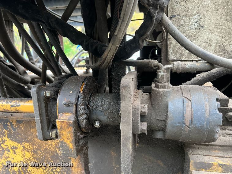 image for item OA9052 1993 HEM 12-27  slipform paver