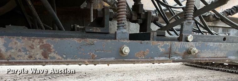 image for item OA9052 1993 HEM 12-27  slipform paver