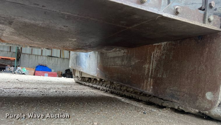 image for item OA9052 1993 HEM 12-27  slipform paver