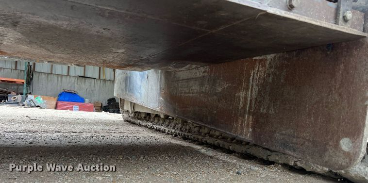 image for item OA9052 1993 HEM 12-27  slipform paver