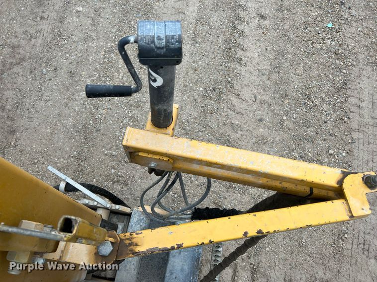 image for item OA9052 1993 HEM 12-27  slipform paver