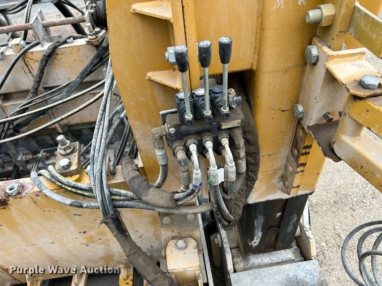 image for item OA9052 1993 HEM 12-27  slipform paver