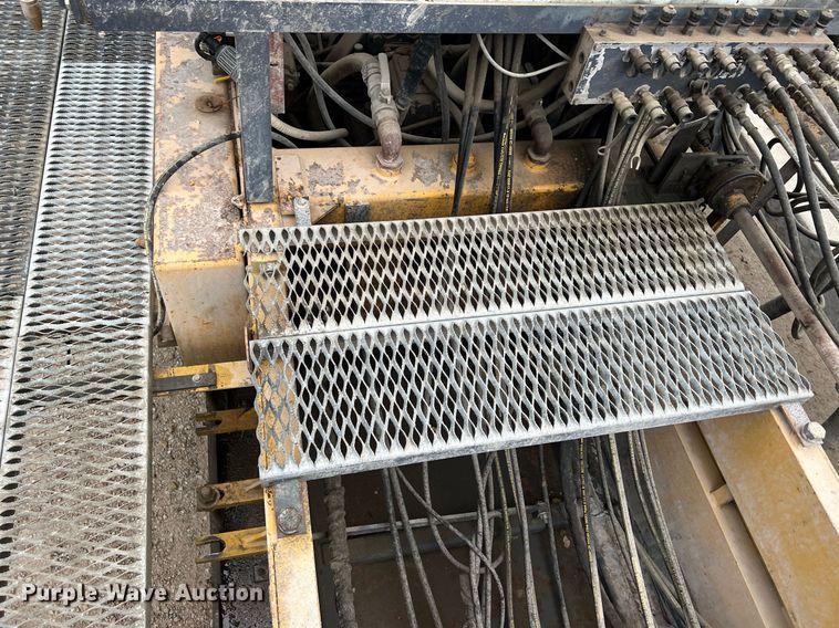 image for item OA9052 1993 HEM 12-27  slipform paver