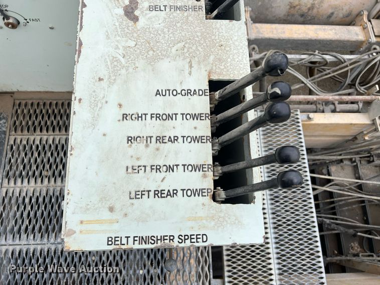 image for item OA9052 1993 HEM 12-27  slipform paver