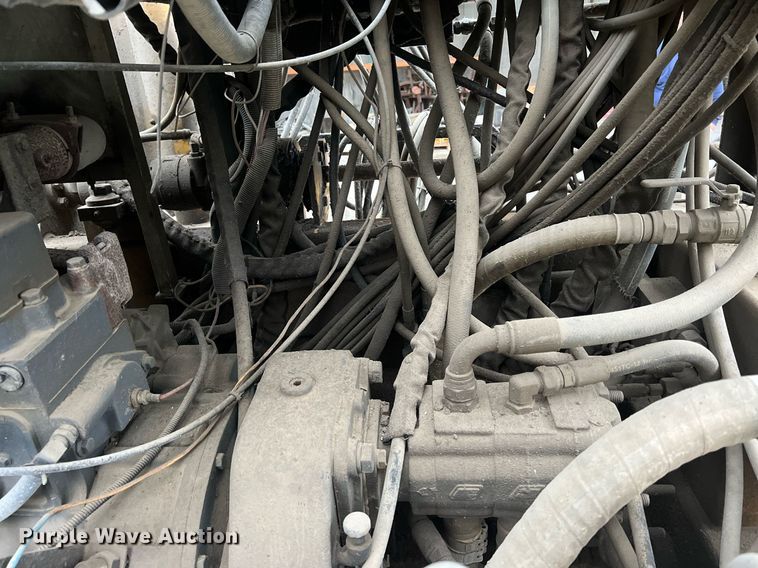 image for item OA9052 1993 HEM 12-27  slipform paver