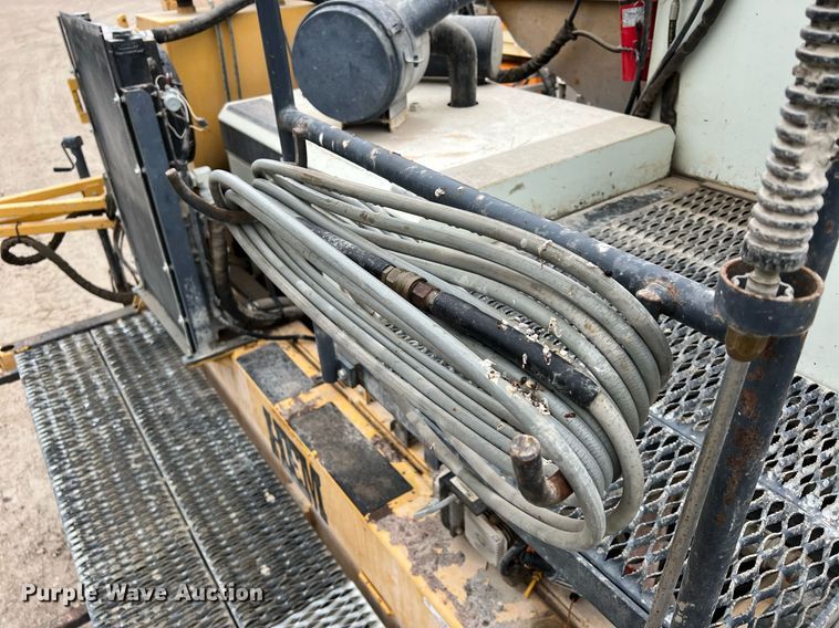 image for item OA9052 1993 HEM 12-27  slipform paver