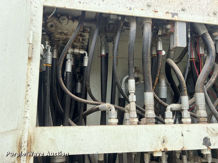 image for item OA9052 1993 HEM 12-27  slipform paver