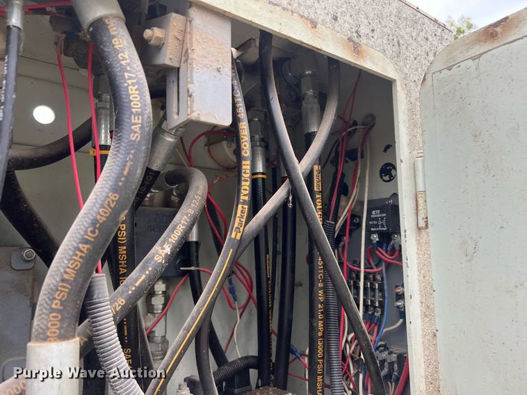 image for item OA9052 1993 HEM 12-27  slipform paver