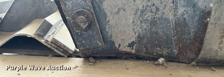 image for item OA9052 1993 HEM 12-27  slipform paver