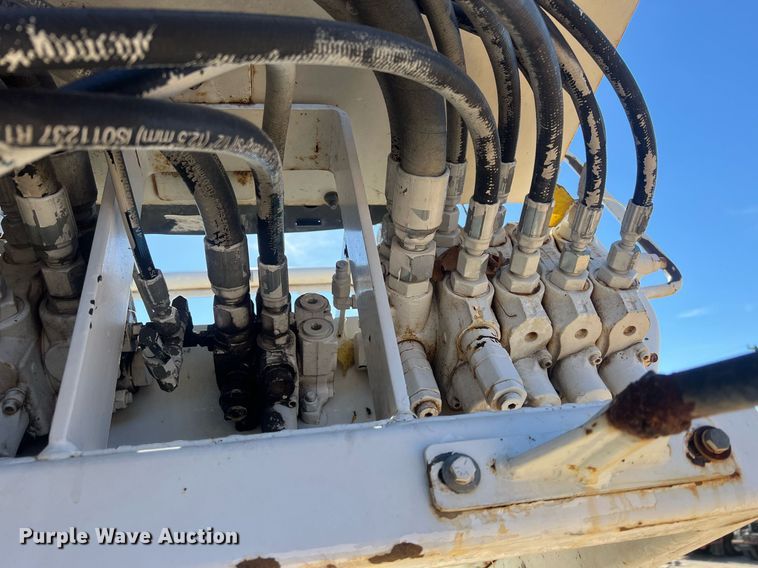 image for item OA9161 Builtrite 24200070  truck mounted crane