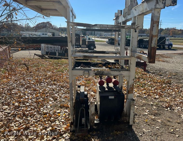 image for item OA9161 Builtrite 24200070  truck mounted crane