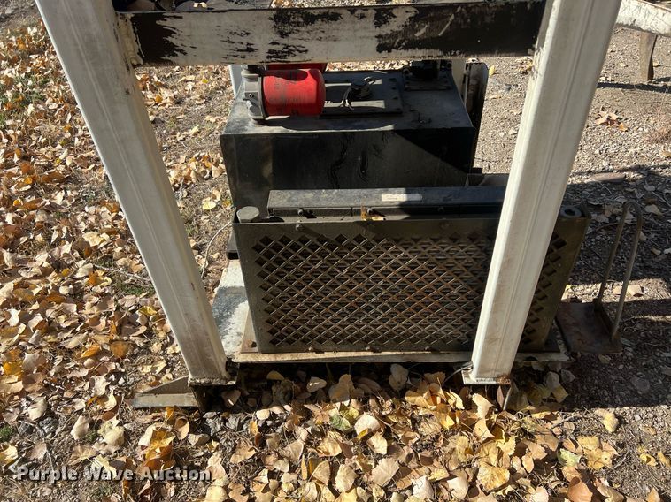 image for item OA9161 Builtrite 24200070  truck mounted crane