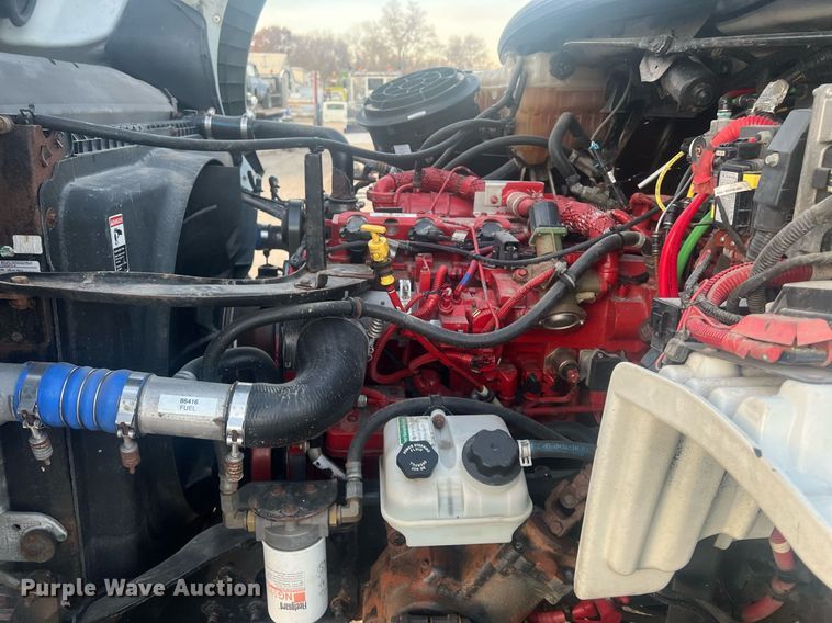 image for item OA9171 2016 Freightliner Business Class M2  truck cab and chassis