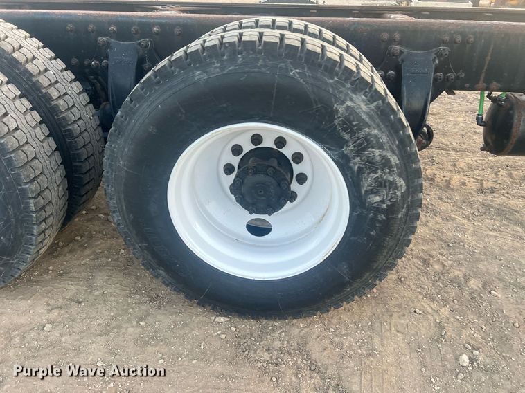 image for item OA9171 2016 Freightliner Business Class M2  truck cab and chassis