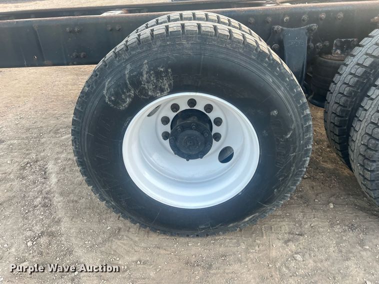 image for item OA9171 2016 Freightliner Business Class M2  truck cab and chassis