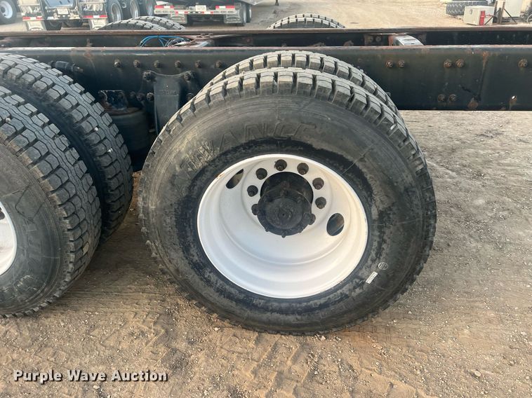 image for item OA9171 2016 Freightliner Business Class M2  truck cab and chassis