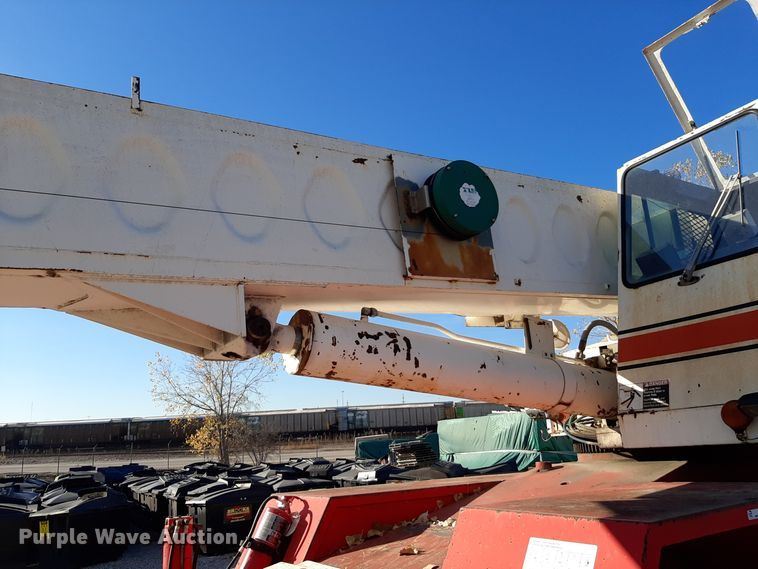 image for item OA9176 1989 Link Belt HSP-8028S  crane