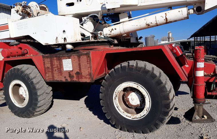 image for item OA9176 1989 Link Belt HSP-8028S  crane