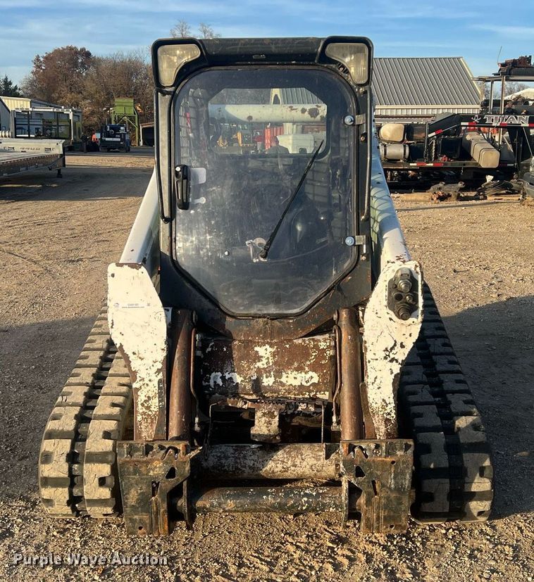 image for item OA9183 2015 Bobcat T650  tracked skid steer loader