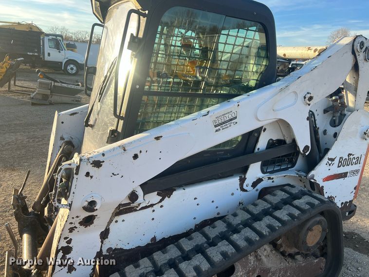 image for item OA9183 2015 Bobcat T650  tracked skid steer loader
