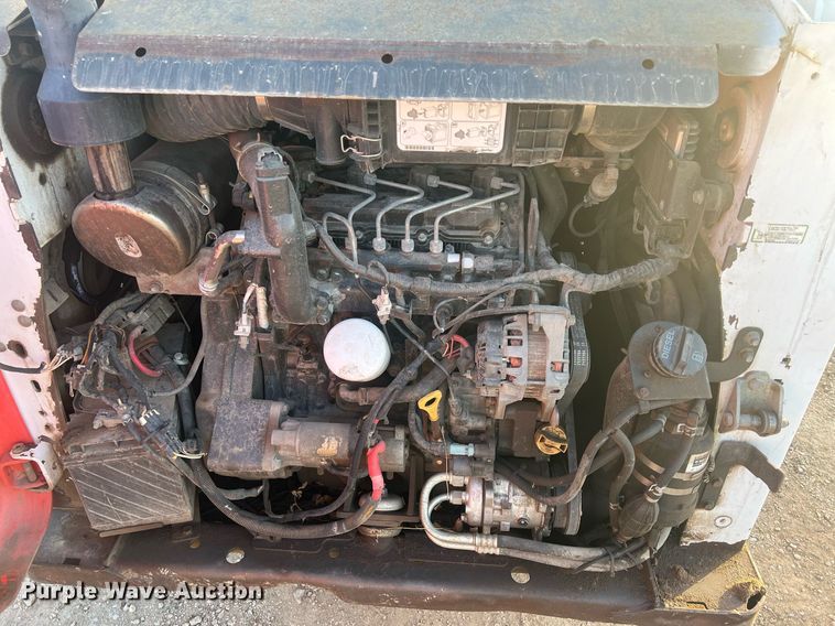 image for item OA9183 2015 Bobcat T650  tracked skid steer loader