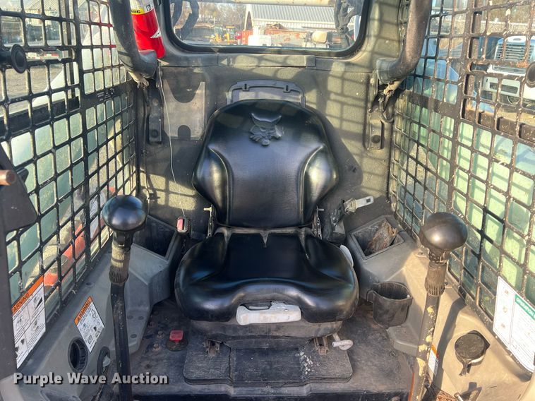 image for item OA9183 2015 Bobcat T650  tracked skid steer loader