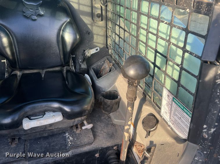 image for item OA9183 2015 Bobcat T650  tracked skid steer loader