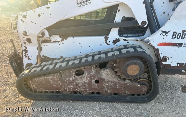 image for item OA9183 2015 Bobcat T650  tracked skid steer loader