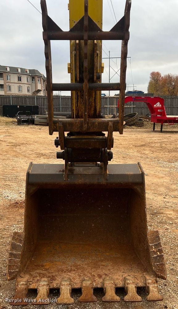 image for item OA9184 Kobelco SK160LC  excavator