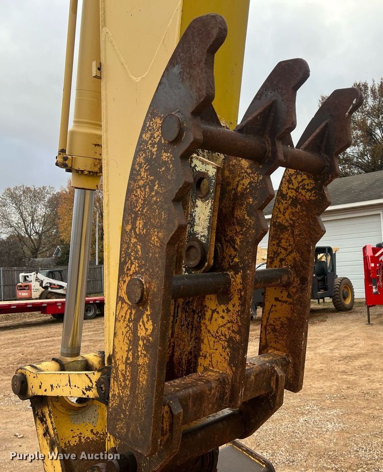 image for item OA9184 Kobelco SK160LC  excavator