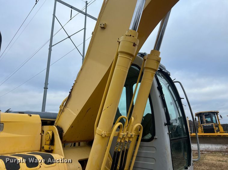 image for item OA9184 Kobelco SK160LC  excavator