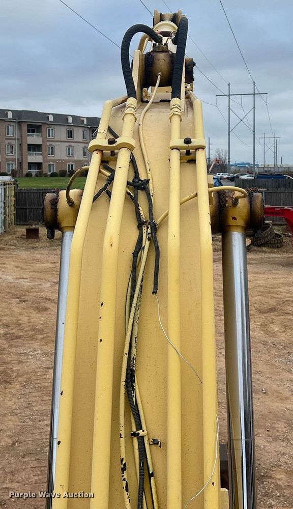 image for item OA9184 Kobelco SK160LC  excavator