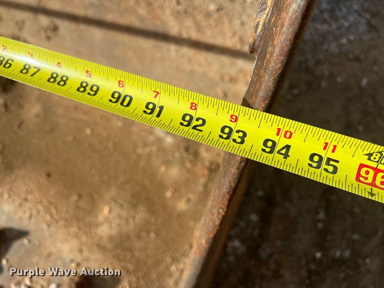 image for item OA9185 2005 Caterpillar 953C  track loader