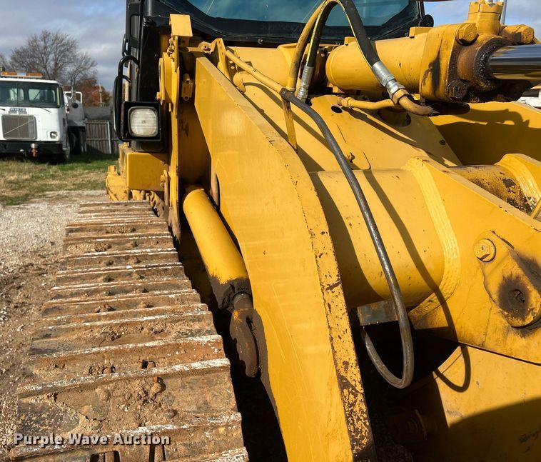 image for item OA9185 2005 Caterpillar 953C  track loader