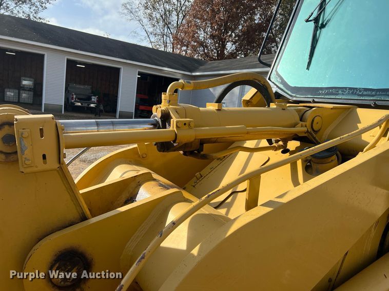 image for item OA9185 2005 Caterpillar 953C  track loader