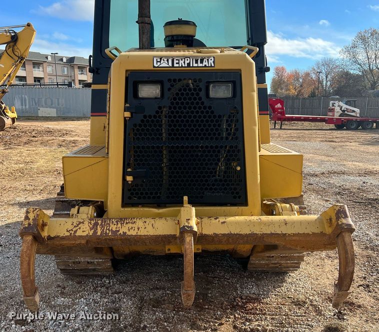 image for item OA9185 2005 Caterpillar 953C  track loader