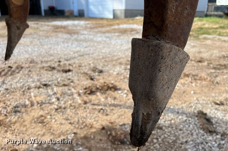 image for item OA9185 2005 Caterpillar 953C  track loader