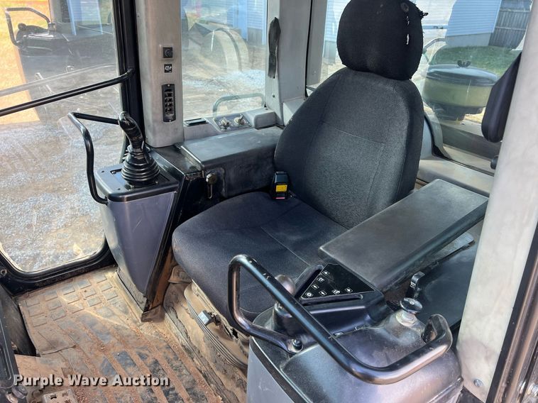 image for item OA9185 2005 Caterpillar 953C  track loader