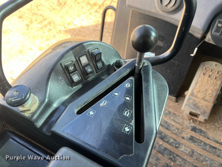 image for item OA9185 2005 Caterpillar 953C  track loader