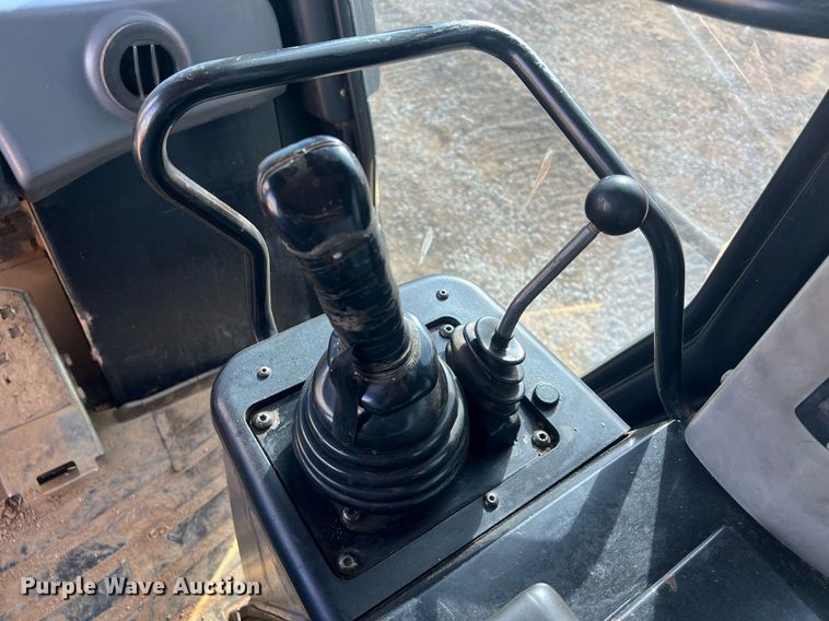 image for item OA9185 2005 Caterpillar 953C  track loader