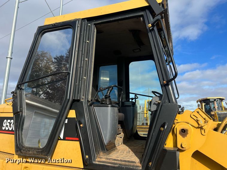 image for item OA9185 2005 Caterpillar 953C  track loader