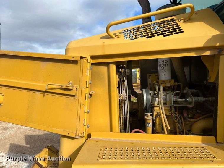 image for item OA9185 2005 Caterpillar 953C  track loader