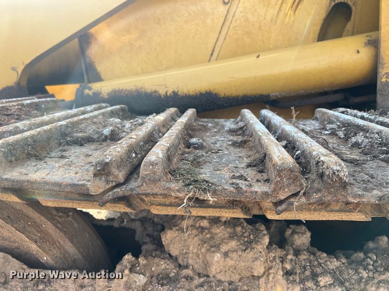 image for item OA9185 2005 Caterpillar 953C  track loader