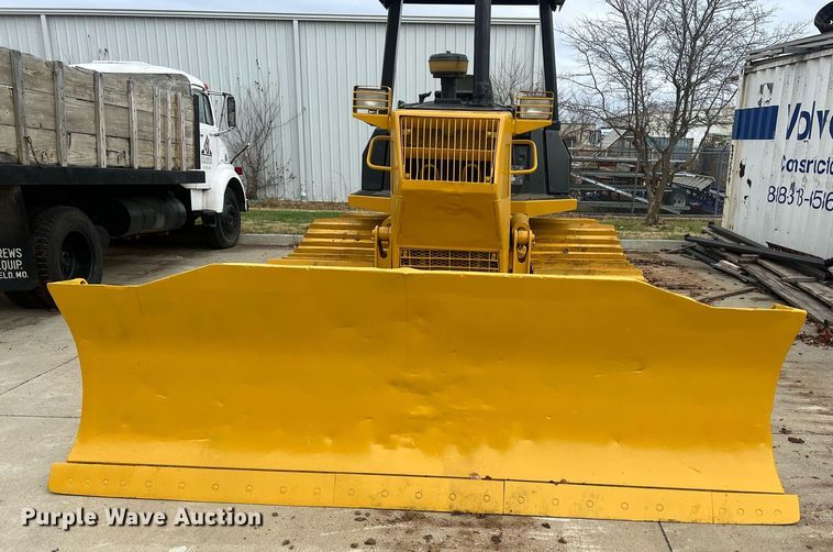 image for item OA9186 1999 Komatsu D41E-6  dozer
