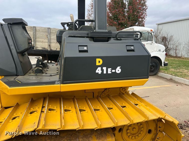 image for item OA9186 1999 Komatsu D41E-6  dozer